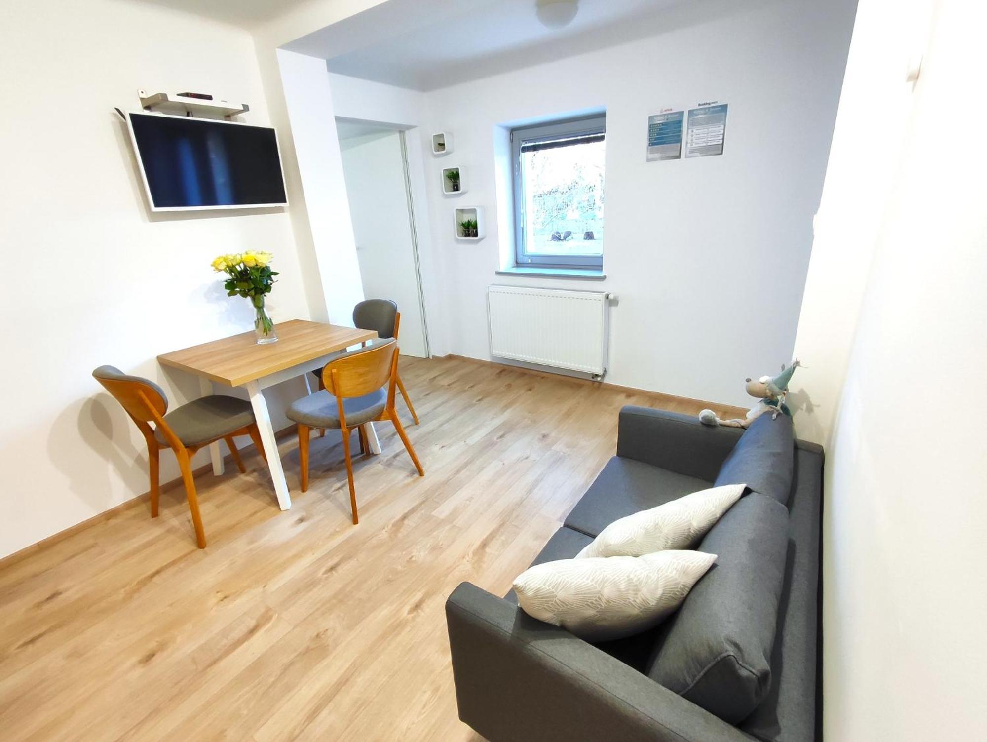 Sweet Stay Roznik Apartment Lubiana Esterno foto